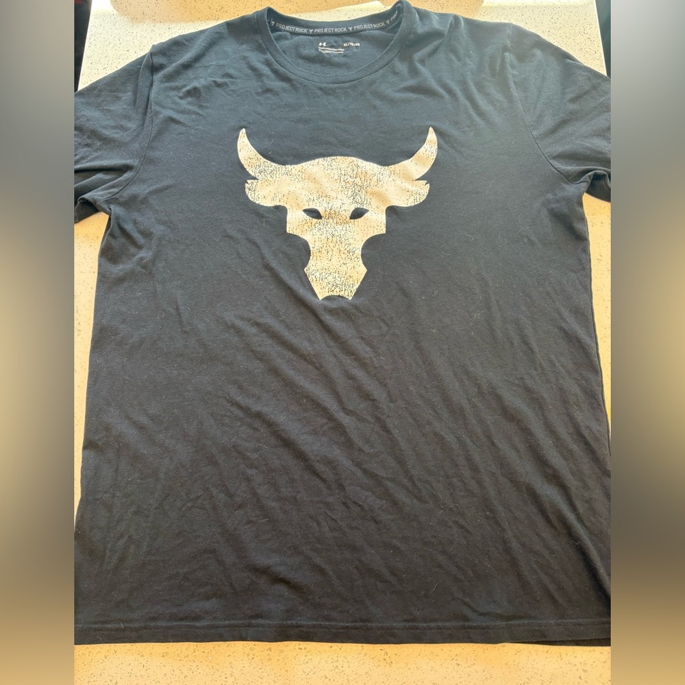 NWOT Men’s Under Armour Project Rock T Shirt
